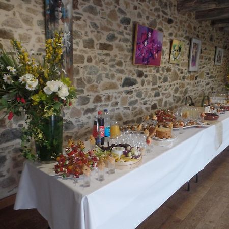 Logis Hotel Restaurant Le Commerce Guichen Zewnętrze zdjęcie